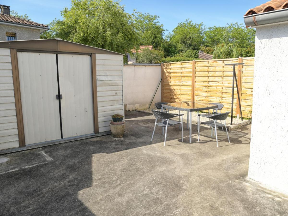 T2 - 28M2 Avec Cour Et Stationnement, Wifi Et Linge Fournis Leilighet Angoulême Eksteriør bilde